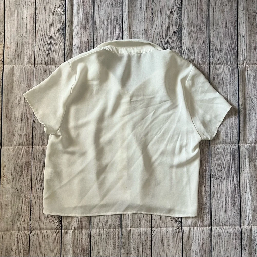 ▪️Cropped White Button Up▪️ - Picture 4 of 5